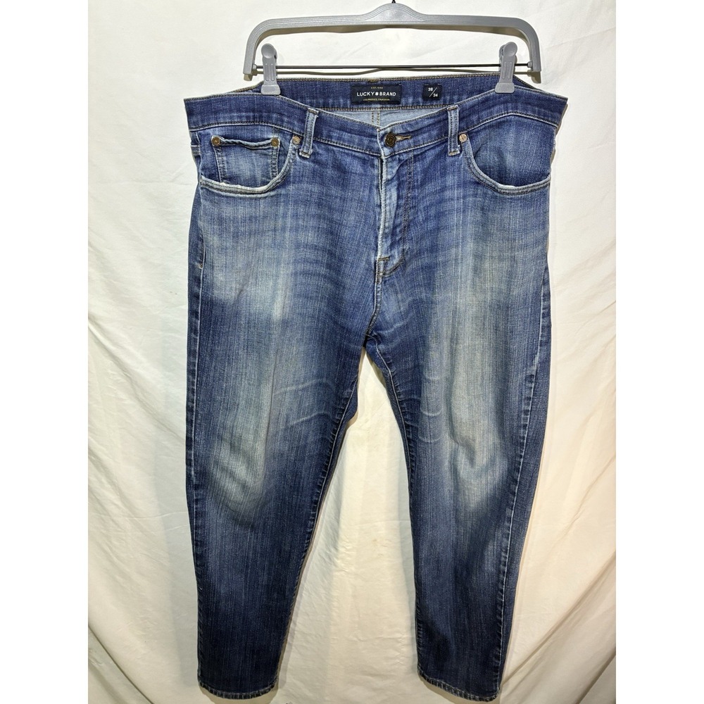 Lucky Brand 221 Straight Blue Light Wash Jeans 38/34 Casual Comfortable